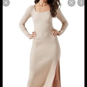 NWT ASTR long sleeve midi sweater dress in cream